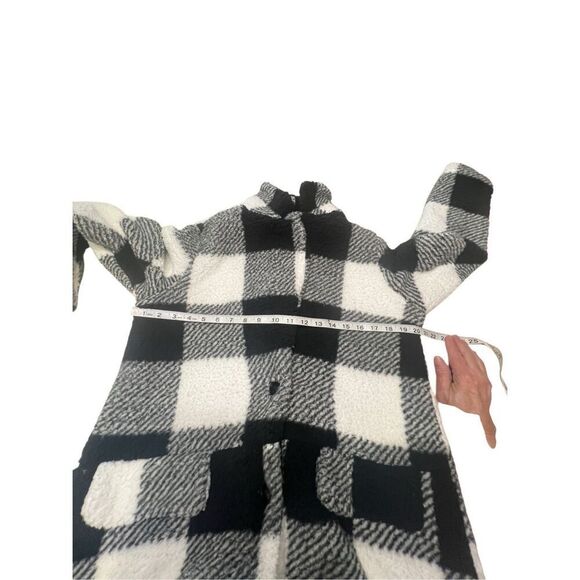 Shein Long Oversized Faux Fur Jacket Sz S NWOT - Picture 5 of 7